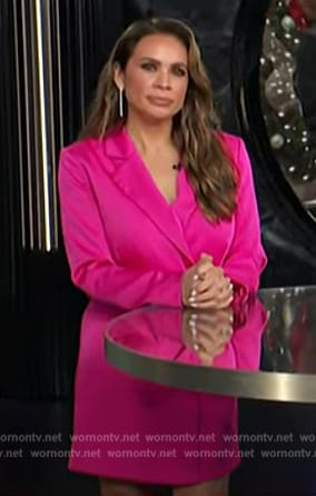 Carolina’s pink blazer dress on E! News