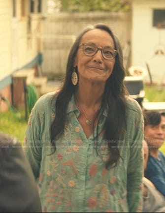 Chula’s green embroidered blouse on Echo