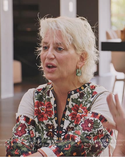 Dorinda’s white floral embroidered dress on The Real Housewives Ultimate Girls Trip