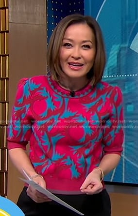 Eva’s pink and blue short sleeve sweater on Good Morning America