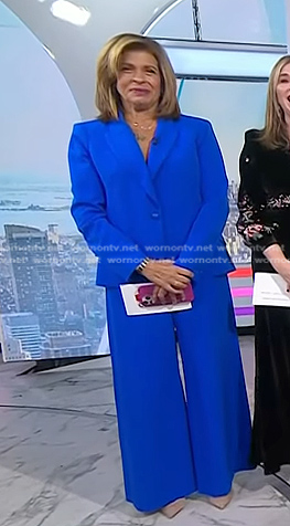 Hoda’s blue blazer and wide-leg pants on Today