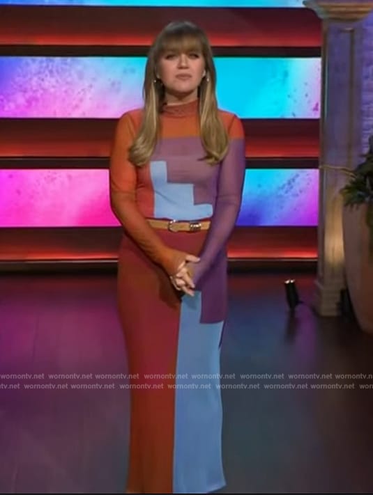 Kelly’s abstract print top and skirt on The Kelly Clarkson Show