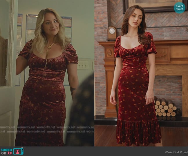 Lait Collection Brielle Sweet Heart Neckline Velvet Dress worn by Davia (Emma Hunton) on Good Trouble
