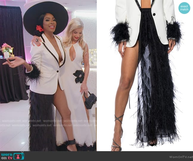 Akira Alice Half Skirt Belt with Feathers worn by Guerdy Abraira (Guerdy Abraira) on The Real Housewives of Miami