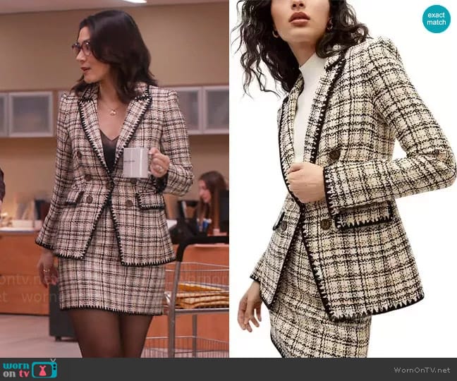 Veronica Beard Lawrence Jacket in Ecru Ochre worn by Susan (Inga Schlingmann) on So Help Me Todd