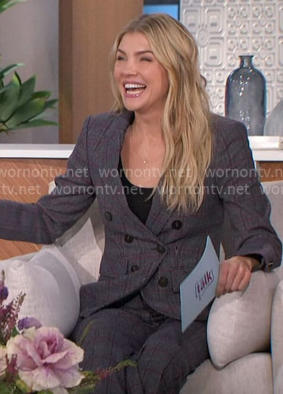 Amanda’s grey plaid suit on The Talk