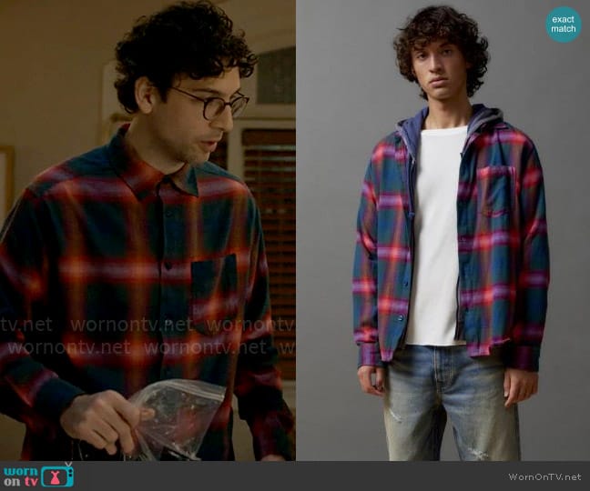 BDG Vintage Flannel Shirt worn by Edward (Rick Glassman) on Not Dead Yet