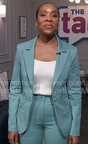 Fawn Weaver’s aqua suit on The Talk