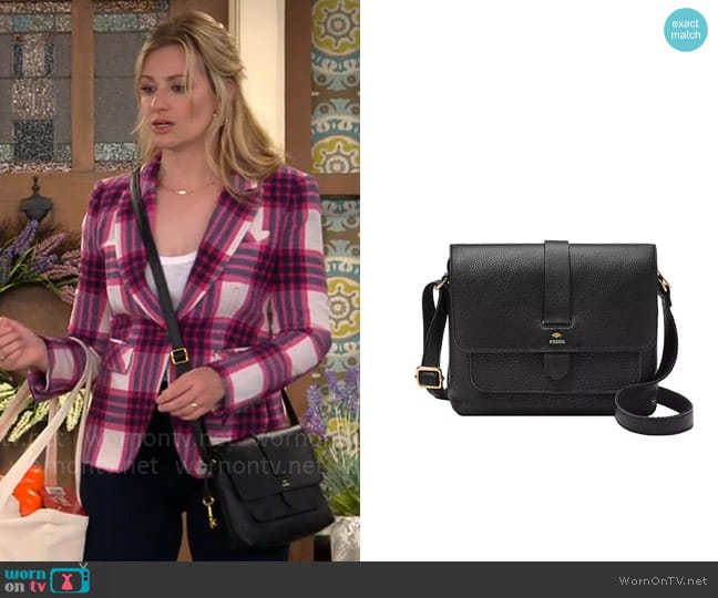 Fossil Kinley Small Fold Over Leather Crossbody Bag worn by Gemma (Beth Behrs) on The Neighborhood