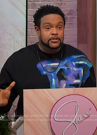 Jawn’s black printed sweatshirt on Sherri
