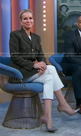 Jennifer’s khaki military jacket on Good Morning America