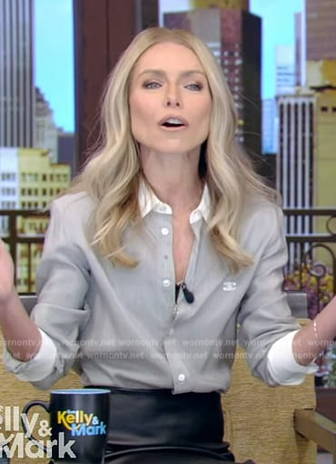 Kelly’s gray logo shirt on Live with Kelly and Mark