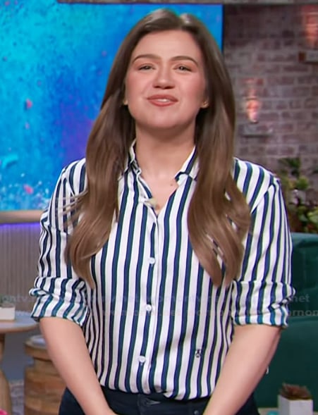Kelly’s blue stripe shirt on The Kelly Clarkson Show