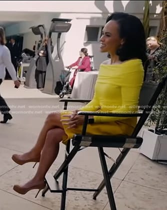 Linsey’s yellow off-shoulder top and leather skirt on Good Morning America