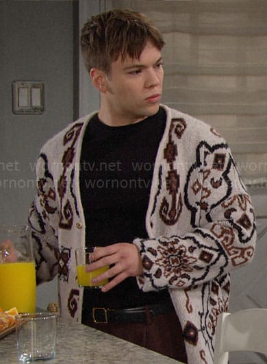 RJ’s printed cardigan on The Bold and the Beautiful