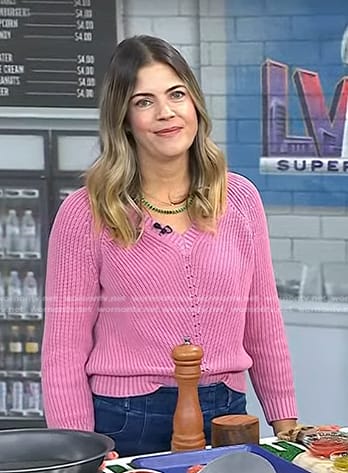 Siri Daly’s pink ribbed v-neck sweater on Today