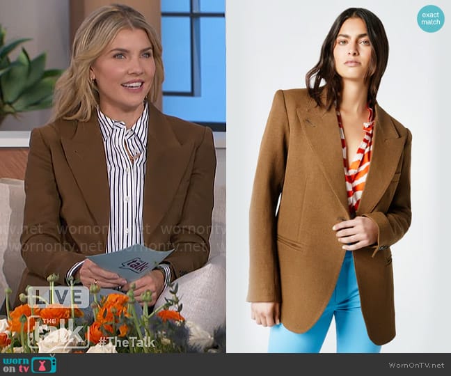 Smythe 90s Blazer in Umber worn by Amanda Kloots on The Talk
