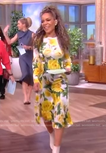 Sunny’s yellow floral print dress on The View