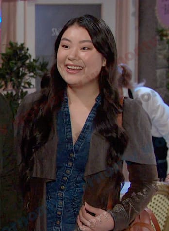 Wendy’s v-neck denim top on Days of our Lives