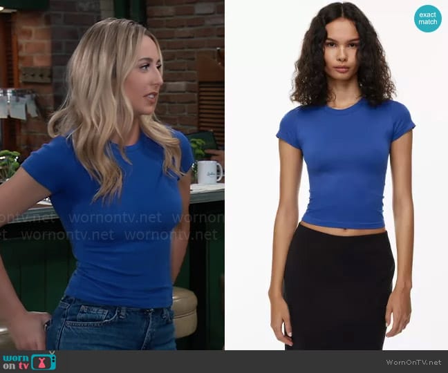 Seamless Sinch Smooth Willow T-Shirt in Boxcar Blue worn by Josslyn Jacks (Eden McCoy) on General Hospital