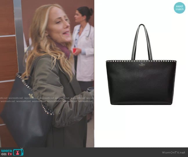 Valentino Garavani Large Rockstud Leather Tote worn by Teddy Altman (Kim Raver) on Greys Anatomy