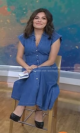 Adrianna’s cap sleeve denim shirtdress on Today