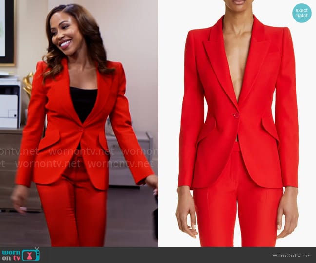 Alexander McQueen Leaf Crepe Jacket worn by Andrea Barnes (Kj Smith) on Tyler Perrys Sistas