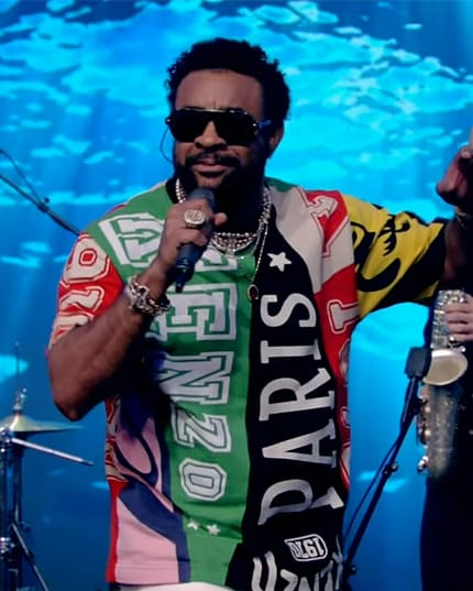 Shaggy’s printed t-shirt on Live with Kelly and Mark
