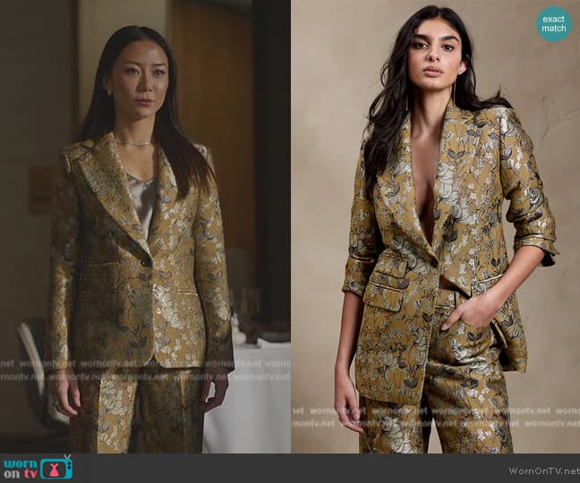Banana Republic Eclat Brocade Blazer worn by Teddy Goh (Angela Zhou) on Death and Other Details