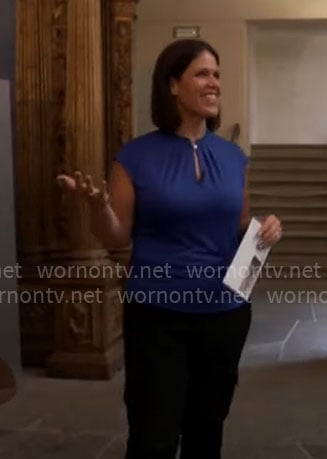 Dana Jacobson’s blue keyhole top on CBS Mornings