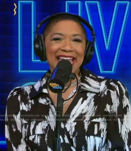 Deja Vu’s black abstract print dress on Live with Kelly and Mark