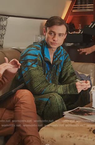 Gray’s grass print jacket and pants on Girls5eva