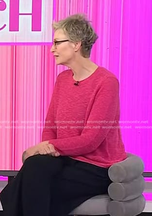 Jane Lynch’s pink knit sweater on Today
