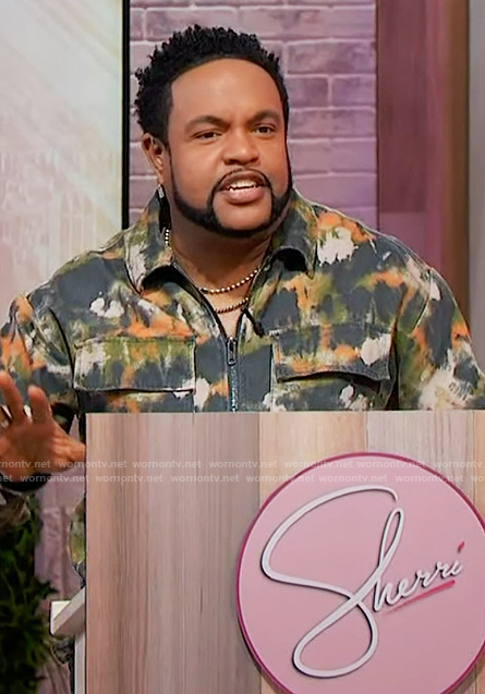 Jawn’s camo print jacket on Sherri