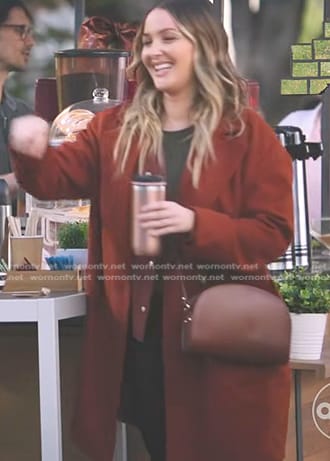 Jo’s brown coat and shoulder bag on Greys Anatomy