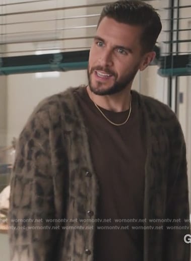 Manny’s brown mohair cardigan on Abbott Elementary