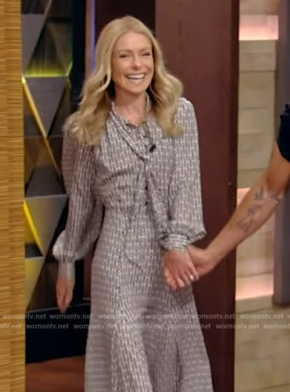 Kelly’s printed tie neck dress on Live with Kelly and Mark