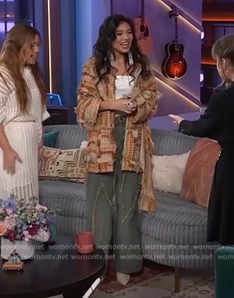 Kiawentiio’s denim fringe jeans on The Kelly Clarkson Show