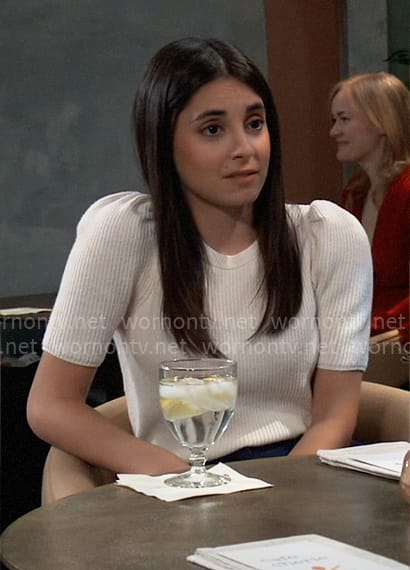Molly’s white ribbed puff sleeve top on General Hospital