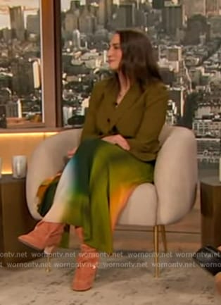 Sara Bareilles’s tie dye pleated skirt on The Drew Barrymore Show