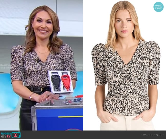 Sea Gia Print Ruched Top worn by Lori Bergamotto on Good Morning America