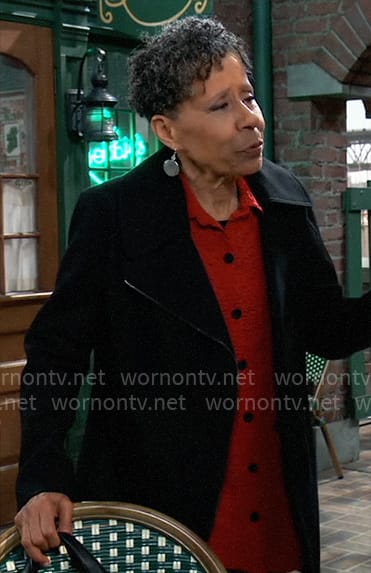 Stella’s red button down top on General Hospital