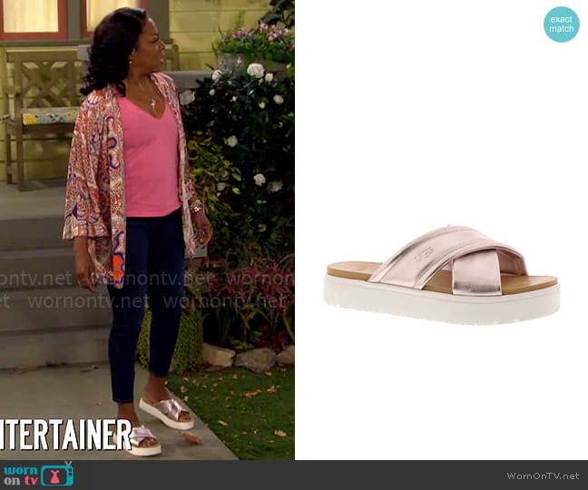 Ugg Zayne Slide in Rose Gold worn by Tina Butler (Tichina Arnold) on The Neighborhood