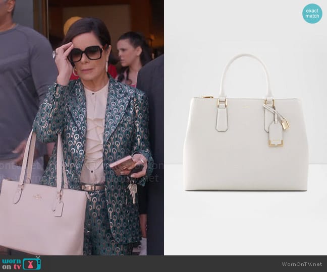 Aldo Cadewiel Bag worn by Margaret Wright (Marcia Gay Harden) on So Help Me Todd