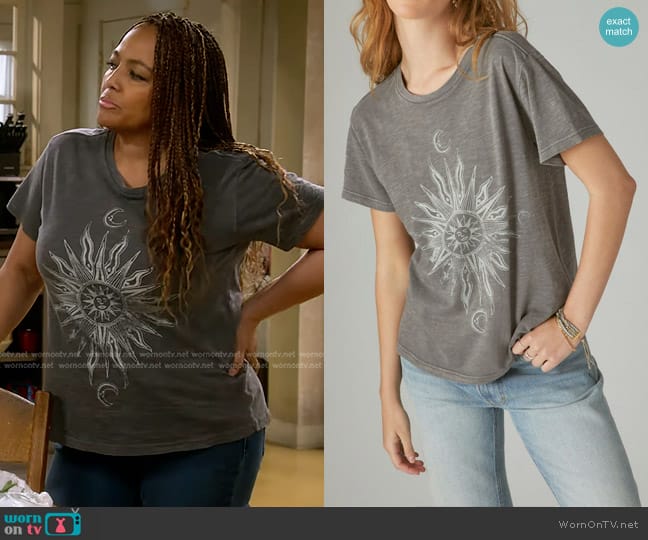 Lucky Brand Spiritual Boyfriend Cotton Graphic Tee in Plum Kitten