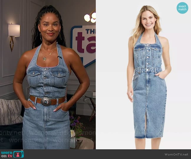 Universal Thread Denim Midi Dress worn by Joy Bryant on The Talk