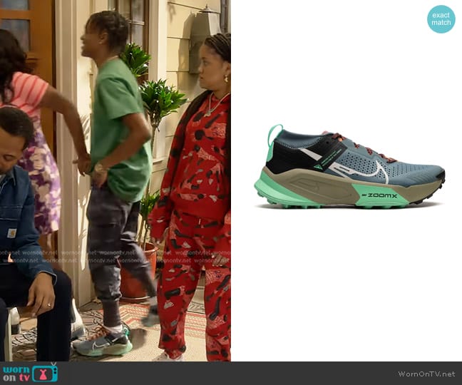 Nike ZoomX Zegama Trail Sneakers worn by Kelvin Upshaw (Diamond Lyons) on The Upshaws