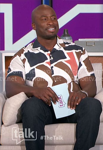 Akbar’s geometric print shirt on The Talk