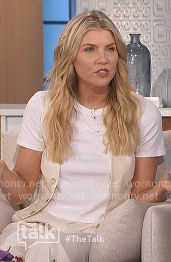 Amanda’s cream vest and pants set on The Talk
