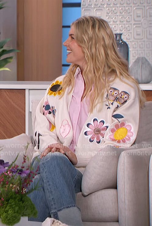 Amanda’s owl patch cardigan on The Talk
